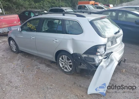 2012 Volkswagen Jetta Sportwagen 2.0L Tdi z USA, uszkodzony, nr VIN 3VWPL7AJ0CM712268